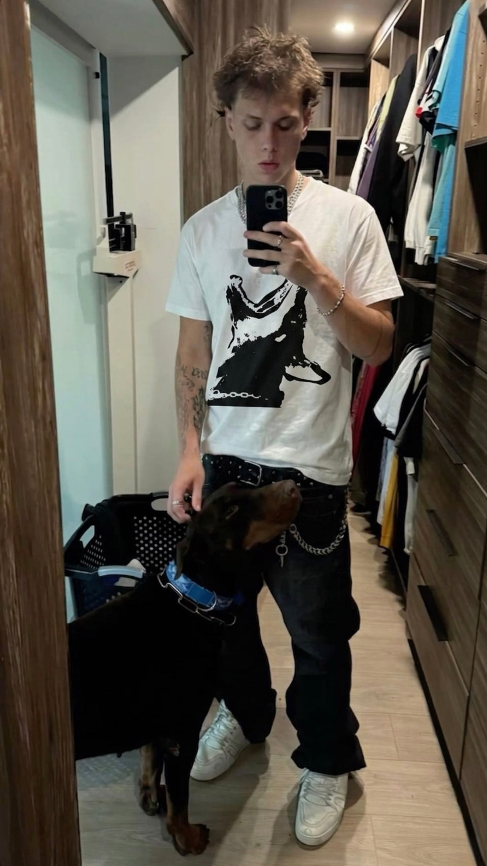 Howling Hound Tee