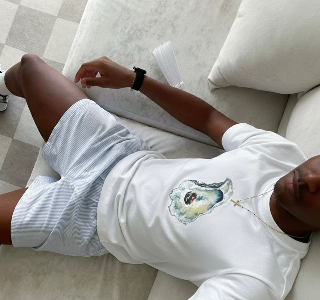 Oyster Elegance Tee